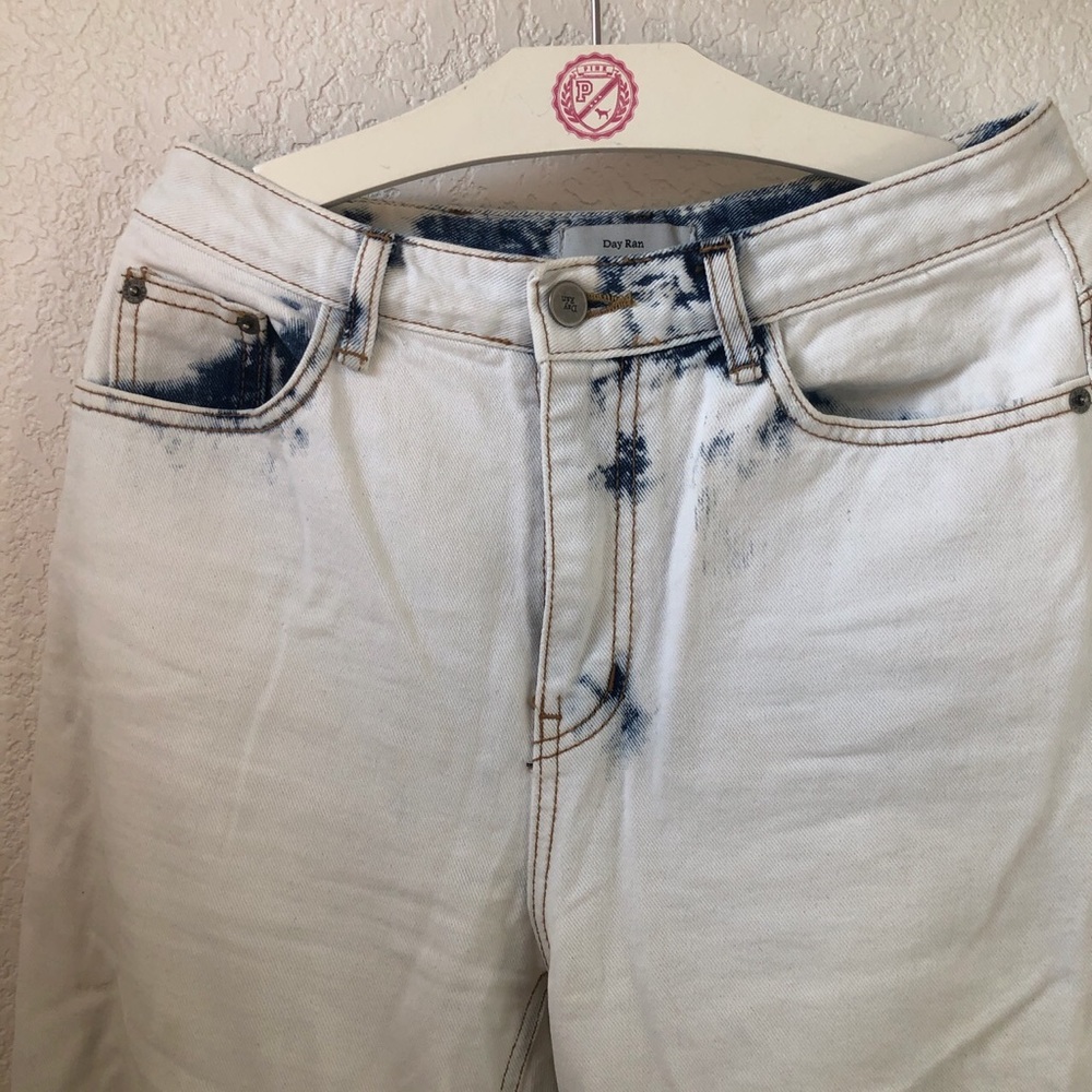 Source Unknown Brand White Bleached Acid Washed C… - image 7